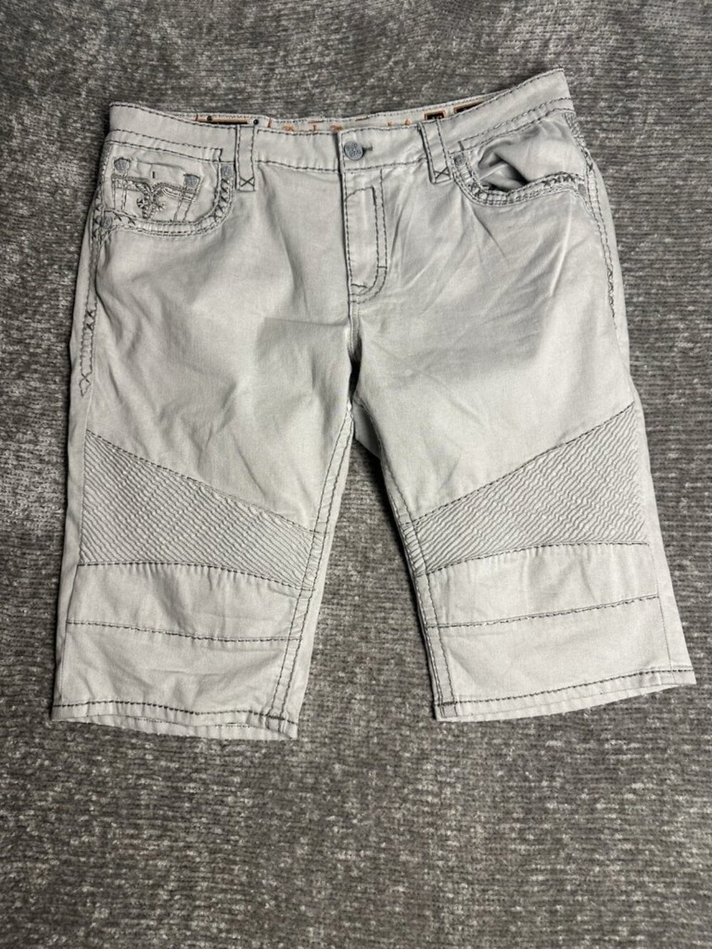 Men's Light Gray Casual Knee-Length Shorts
